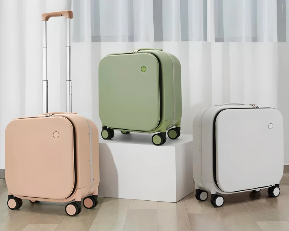cute aesthetic suitcases